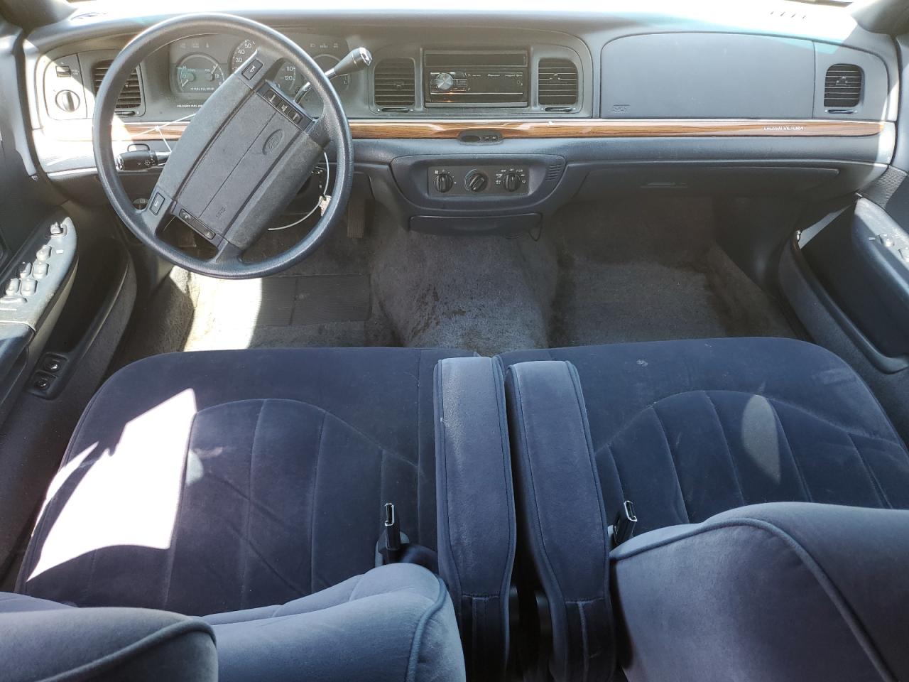 1995 Ford Crown Victoria VIN: 2FALP73W7SX158296 Lot: 56706735