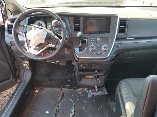  TOYOTA SIENNA 2015 Угольный