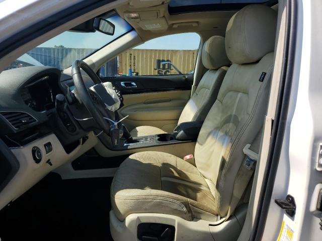  LINCOLN MKT 2016 White