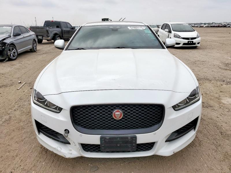  JAGUAR XE 2019 Biały