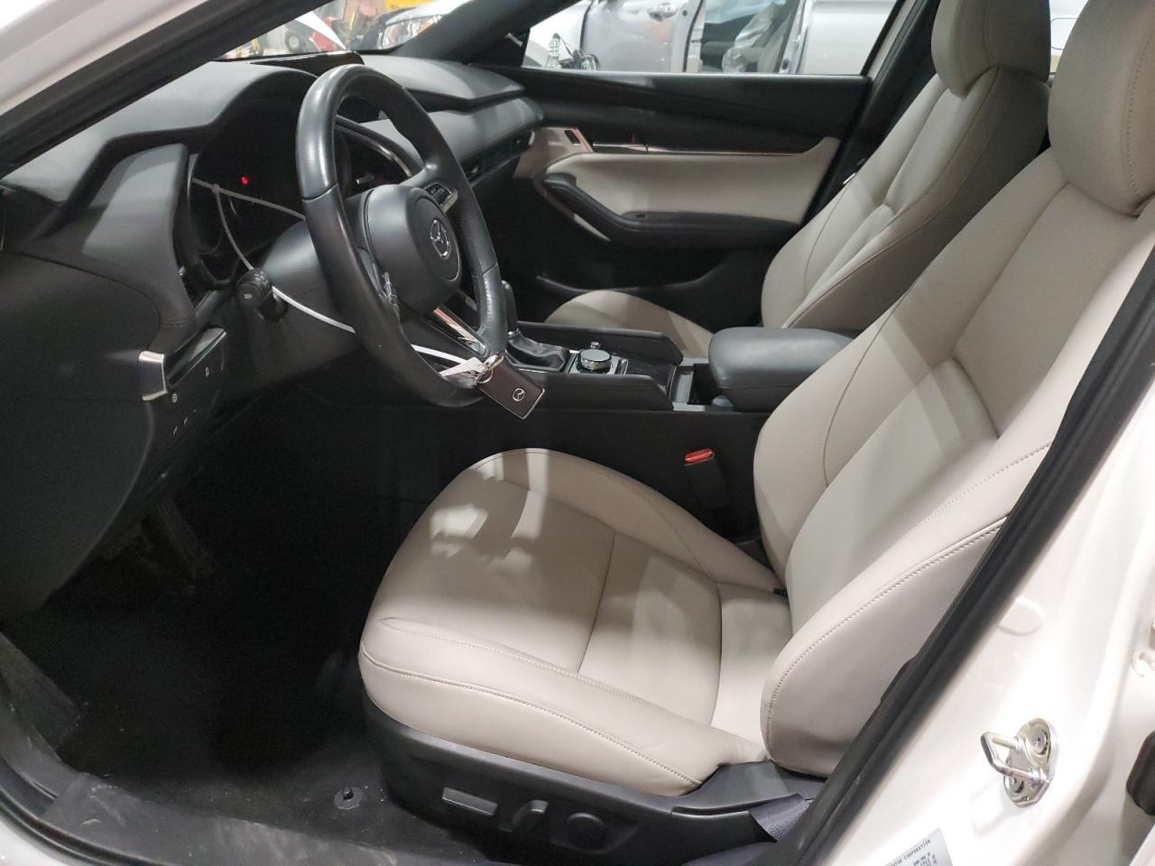 2020 Mazda 3 Preferred VIN: JM1BPBMM3L1172793 Lot: 56730105