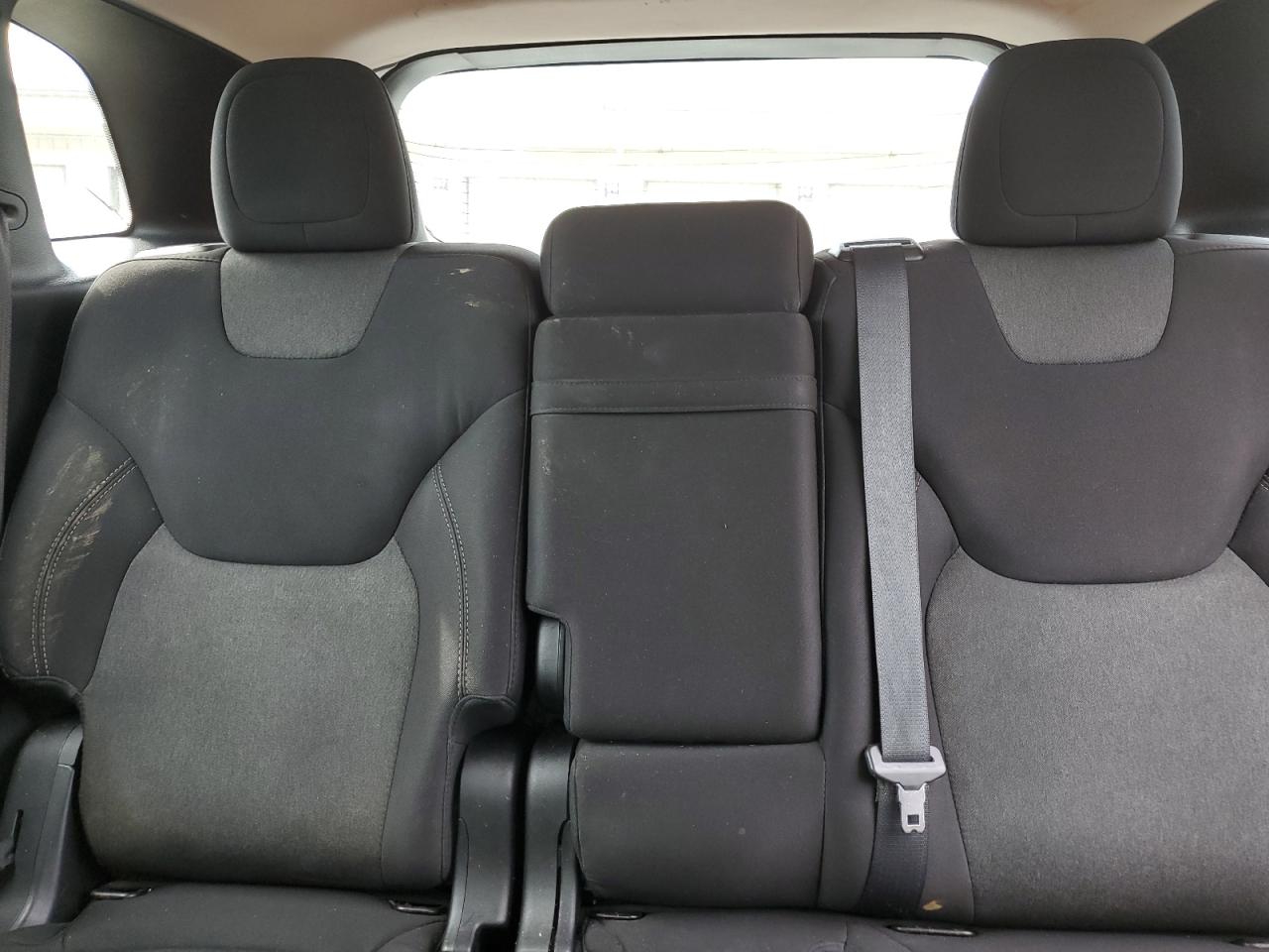 2015 Jeep Cherokee Sport VIN: 1C4PJLAB8FW761989 Lot: 56869675