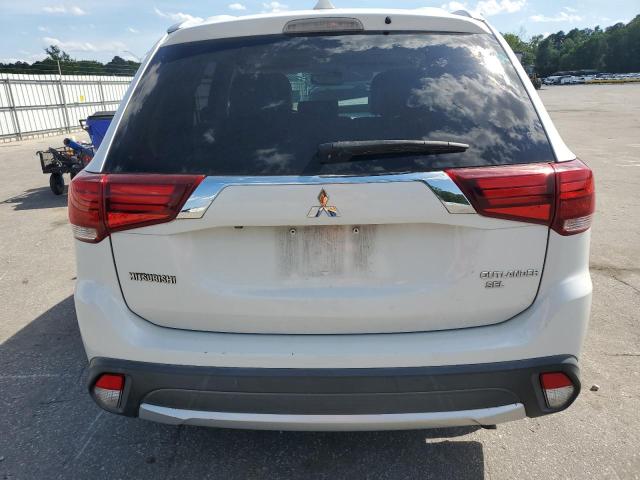 Паркетники MITSUBISHI OUTLANDER 2017 Білий