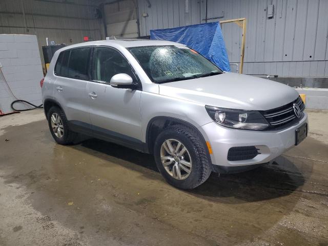  VOLKSWAGEN TIGUAN 2013 Серебристый
