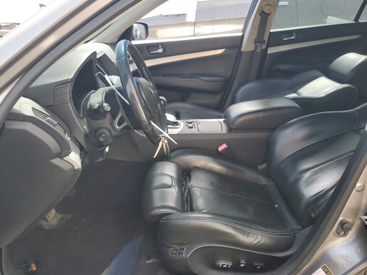 2009 Infiniti G37 VIN: JNKCV61F09M351001 Lot: 81454785