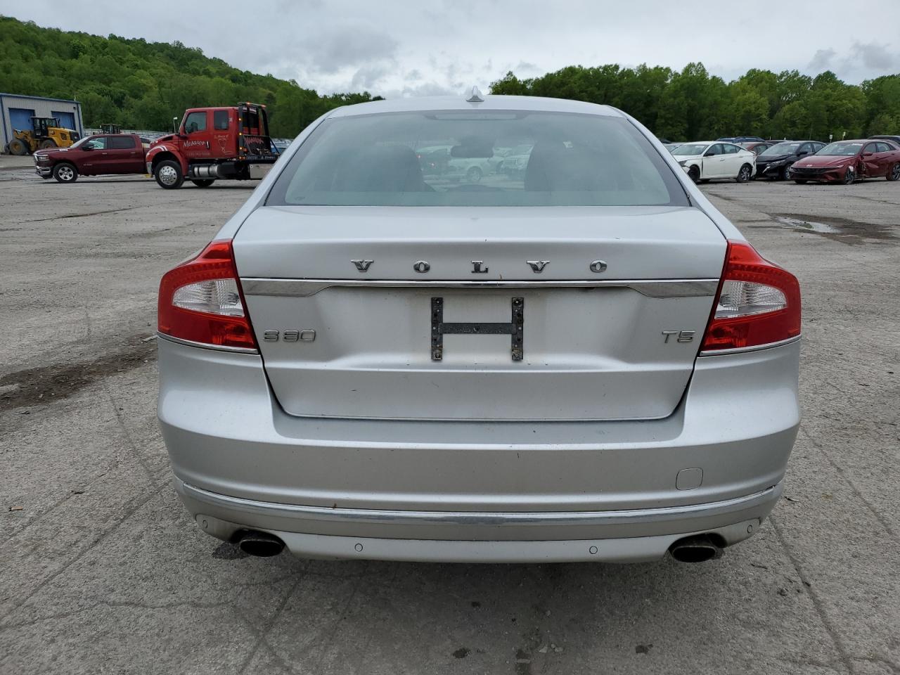 2015 Volvo S80 Platinum VIN: YV126MAD5F1183666 Lot: 56662955