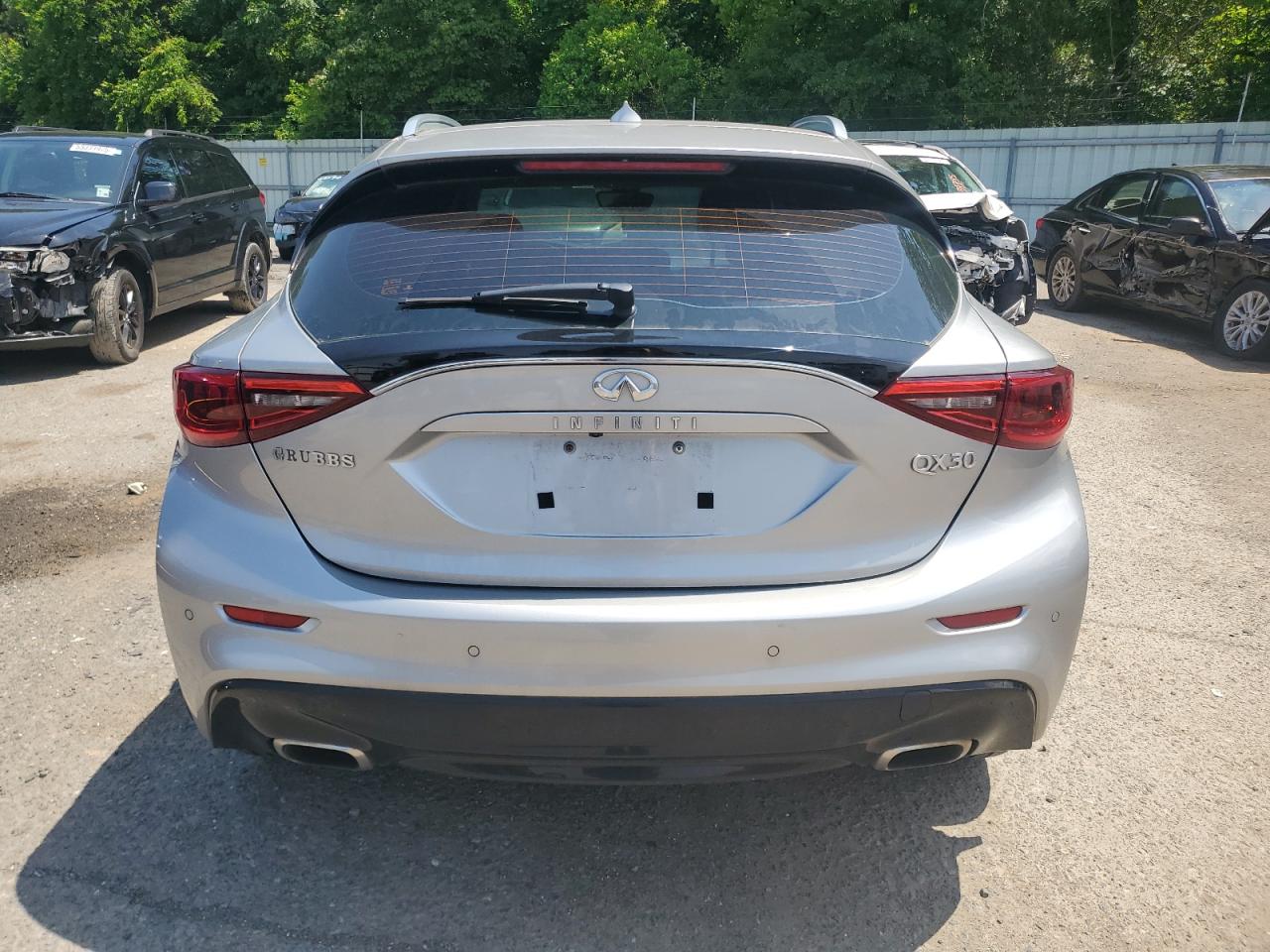 2018 Infiniti Qx30 Base VIN: SJKCH5CP2JA057174 Lot: 55574085