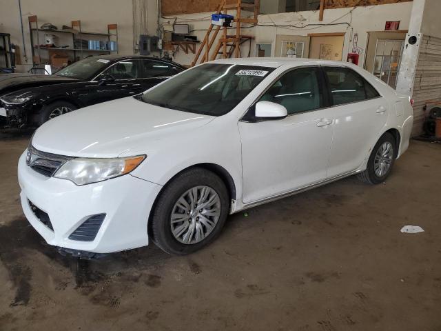  TOYOTA CAMRY 2013 Biały