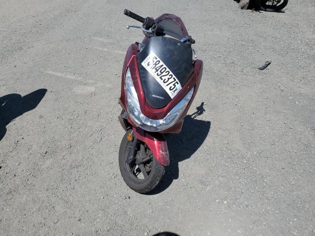 undisplay HONDA PCX 2016 Красный