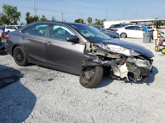 Седаны TOYOTA CAMRY 2016 Серый