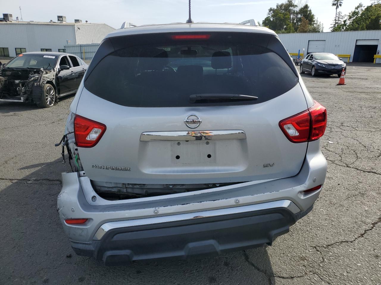 2017 Nissan Pathfinder S VIN: 5N1DR2MN2HC653878 Lot: 57475195