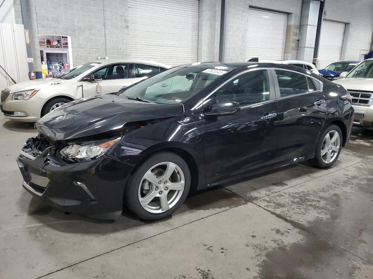 2017 Chevrolet Volt Lt for Sale in Ham Lake, MN - Front End