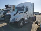 2018 Freightliner Cascadia 126 Semi Truck na sprzedaż w Bakersfield, CA - Front End