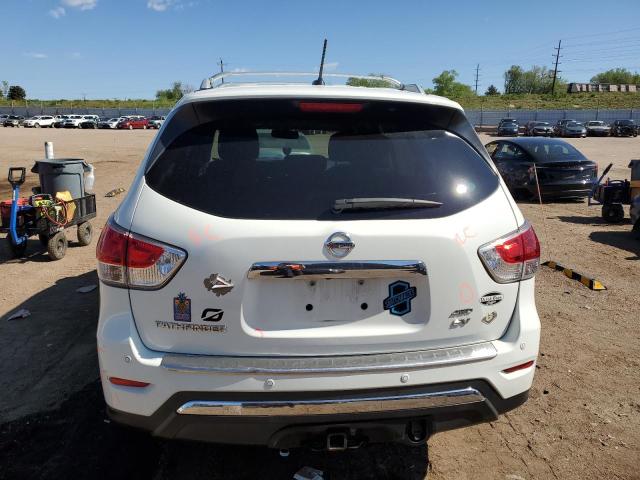  NISSAN PATHFINDER 2016 Белы