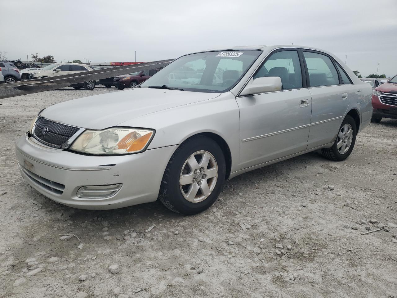 2002 Toyota Avalon Xl for Sale in Cahokia Heights, IL - Front End