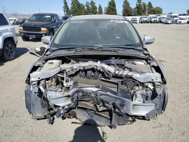 Sedans FORD FOCUS 2012 Srebrny