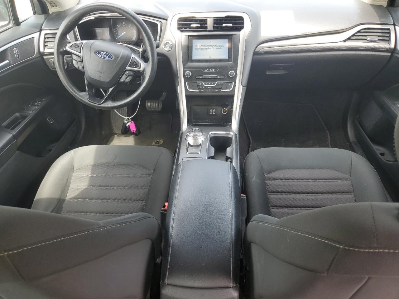 2019 Ford Fusion Se VIN: 3FA6P0LU0KR124797 Lot: 55085165