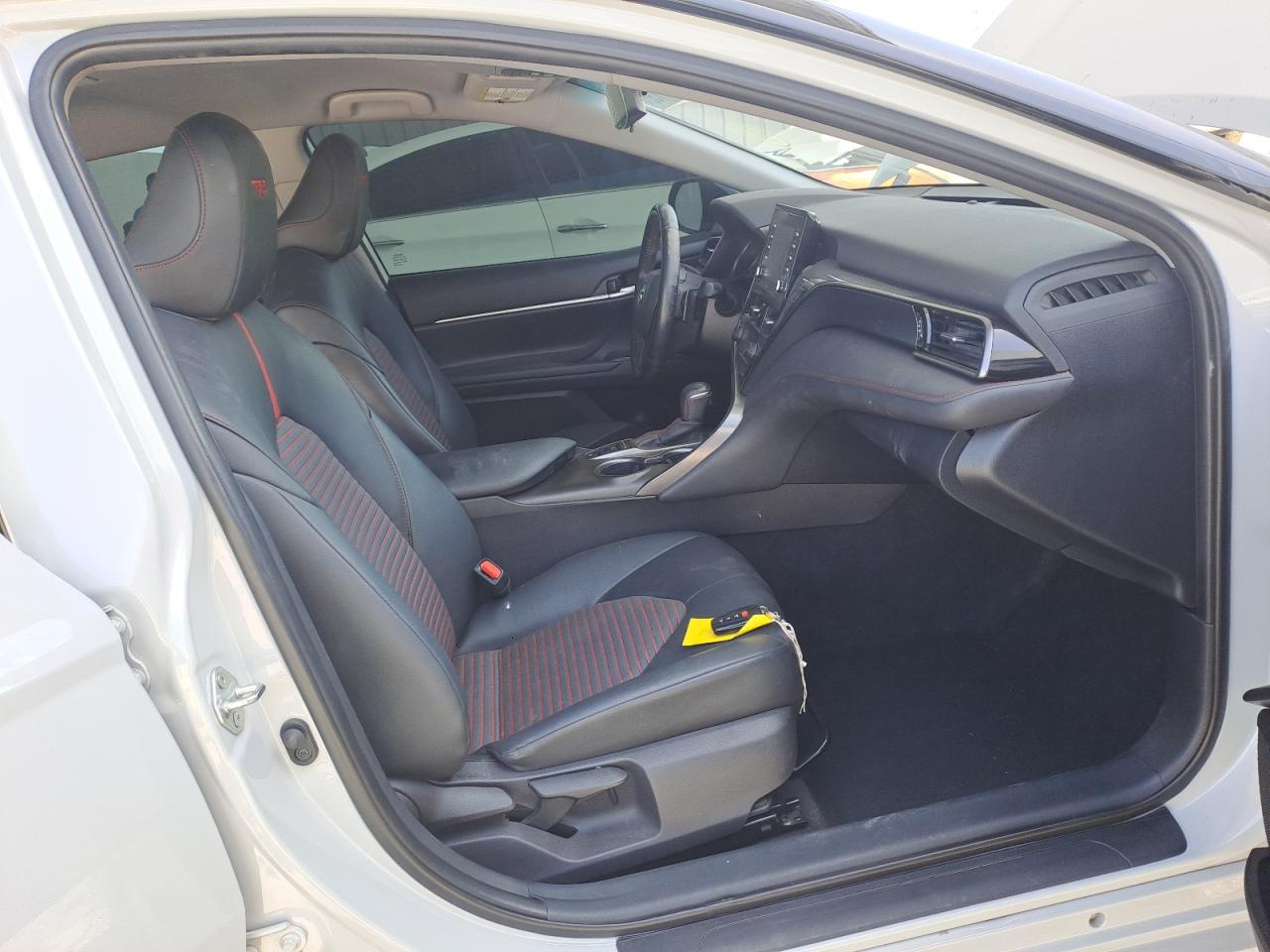 4T1KZ1AK4MU048597 - 2001 Toyota Camry - #57007195