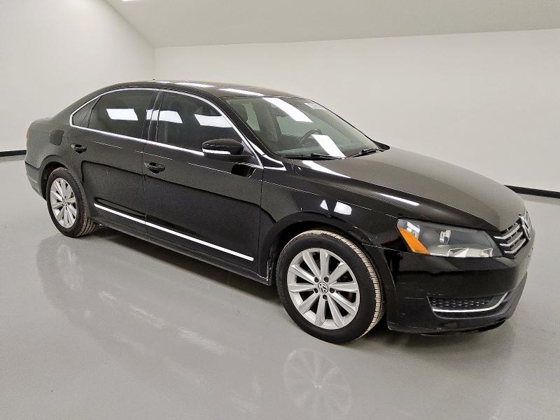 VOLKSWAGEN PASSAT 2013 Czarny