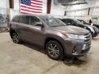 2019 Toyota Highlander Se   for Sale in Milwaukee, WI - Front End