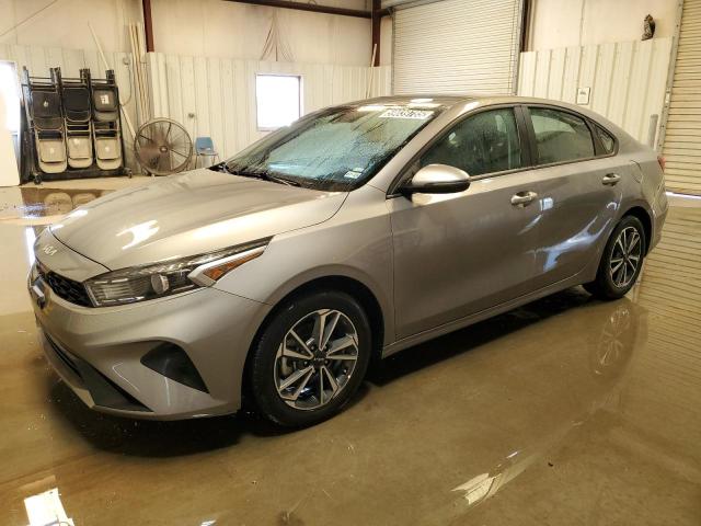  KIA FORTE 2023 Srebrny