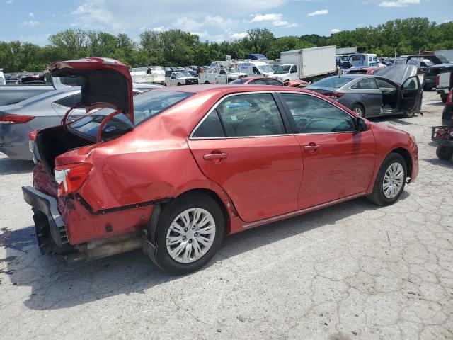  TOYOTA CAMRY 2013 Красный