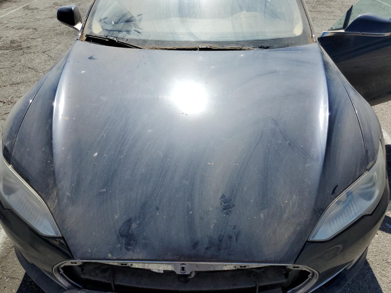 2014 Tesla Model S VIN: 5YJSA1S16EFP32322 Lot: 57327215