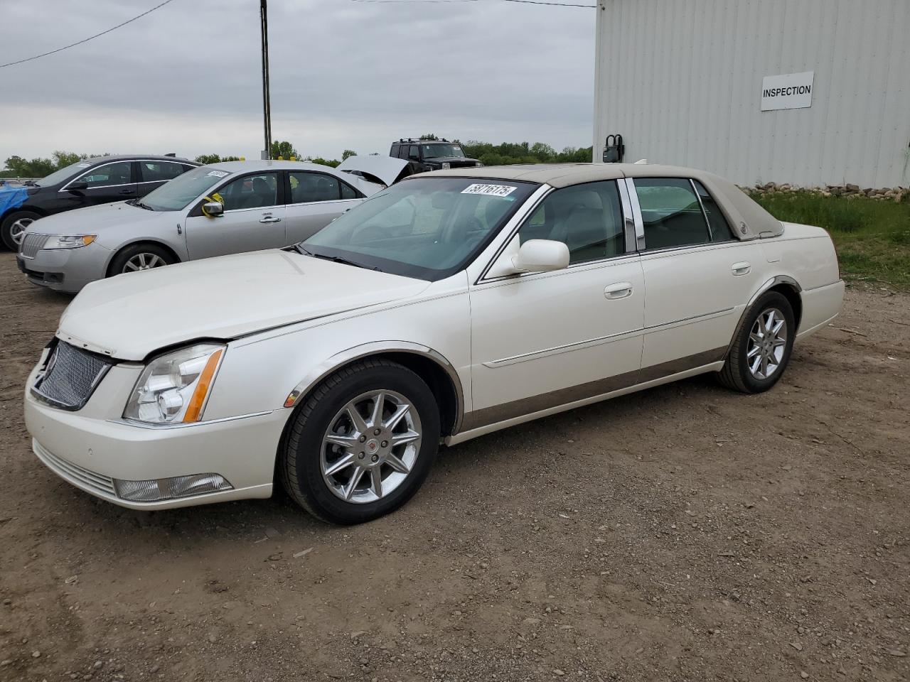 2011 Cadillac Dts Luxury Collection