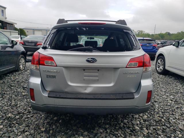  SUBARU OUTBACK 2013 Srebrny