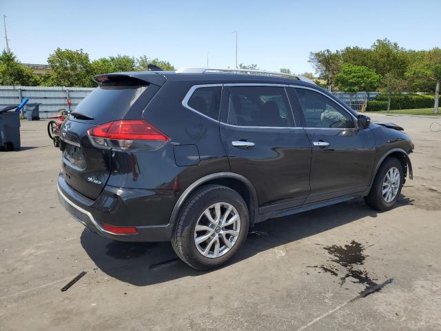  NISSAN ROGUE 2017 Czarny