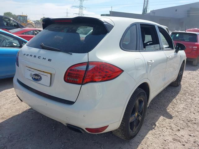 2011 PORSCHE CAYENNE V6