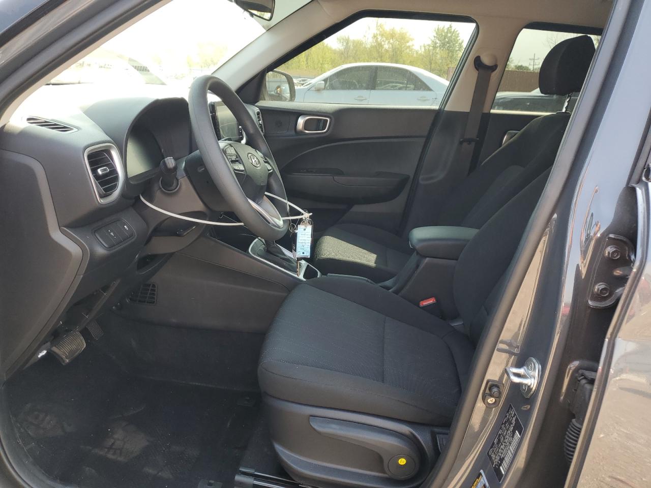 2024 Hyundai Venue Se VIN: KMHRB8A37RU298167 Lot: 56064105