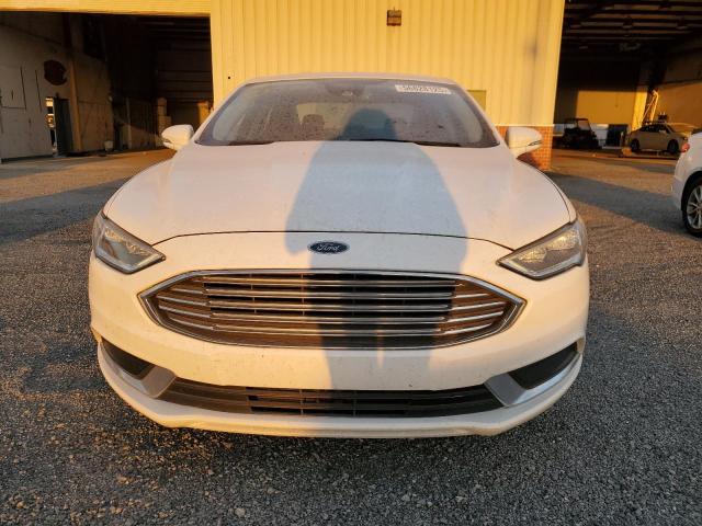  FORD FUSION 2018 Белый
