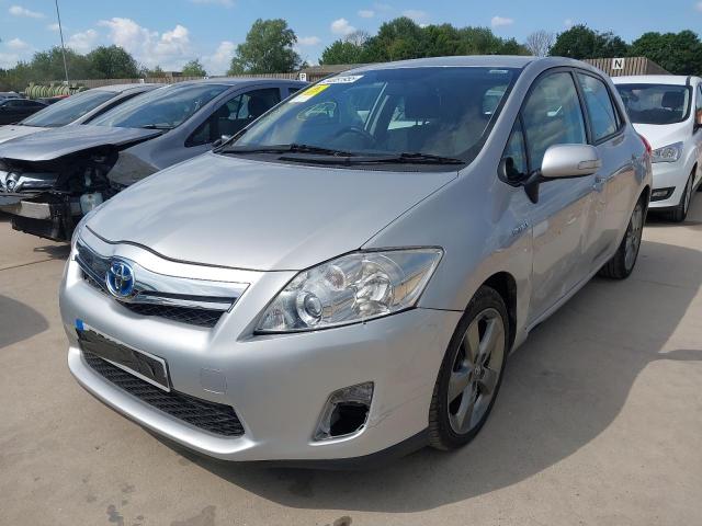 TOYOTA AURIS HYBR 2012