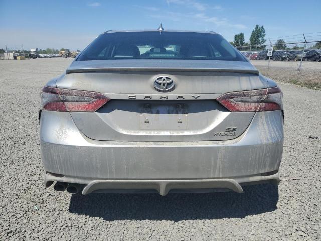  TOYOTA CAMRY 2021 Srebrny