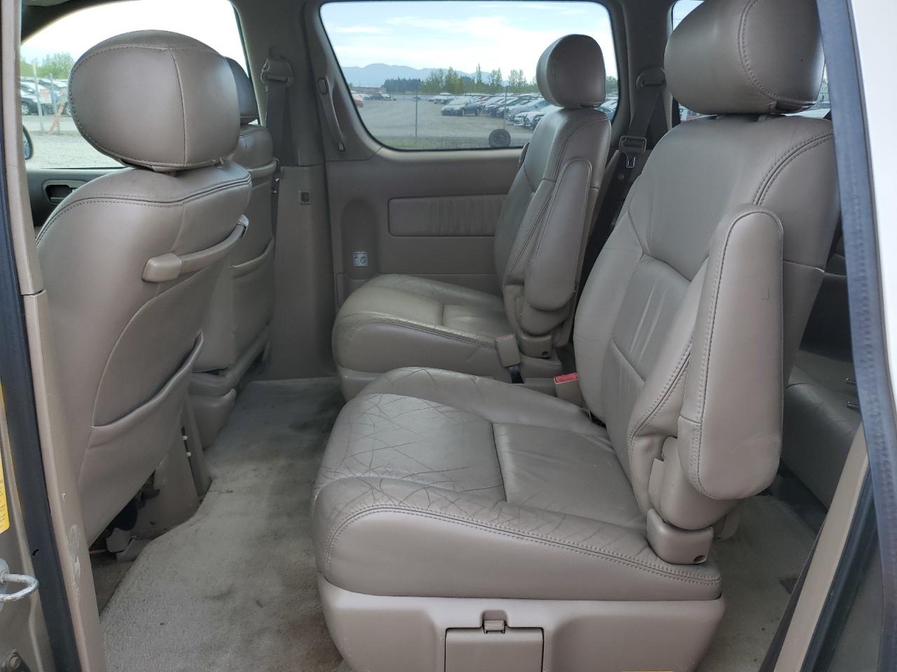 2001 Toyota Sienna Le VIN: 4T3ZF13C81U354542 Lot: 56240605