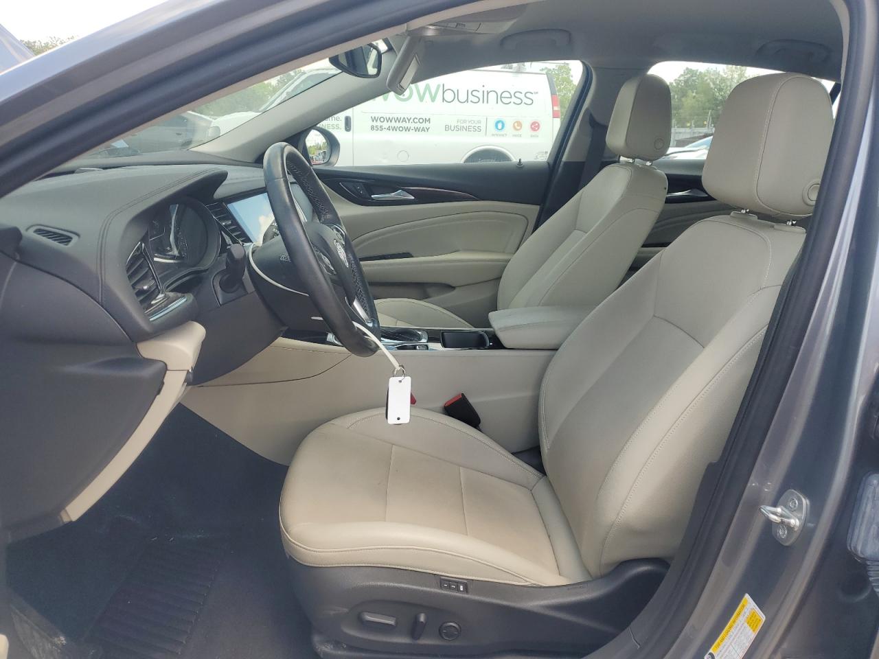 2020 Buick Regal Essence VIN: W04GP6SX2L1009184 Lot: 56456875