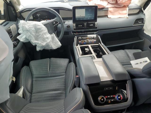  LINCOLN NAVIGATOR 2018 Granatowy