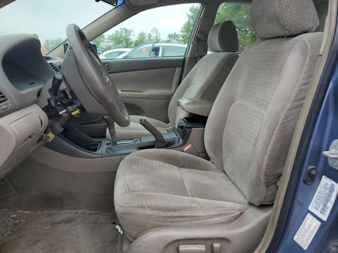 2002 Toyota Camry Le VIN: 4T1BE32K32U578286 Lot: 57104045