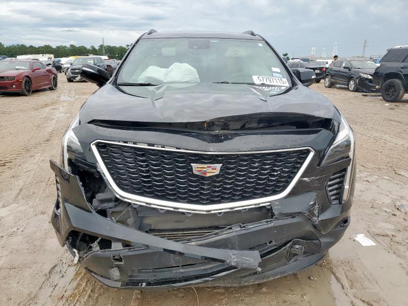  CADILLAC XT4 2021 Czarny