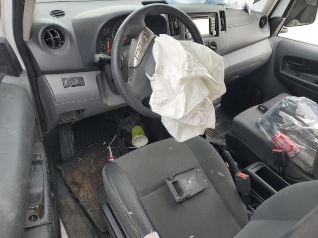  NISSAN NV 2019 Белы