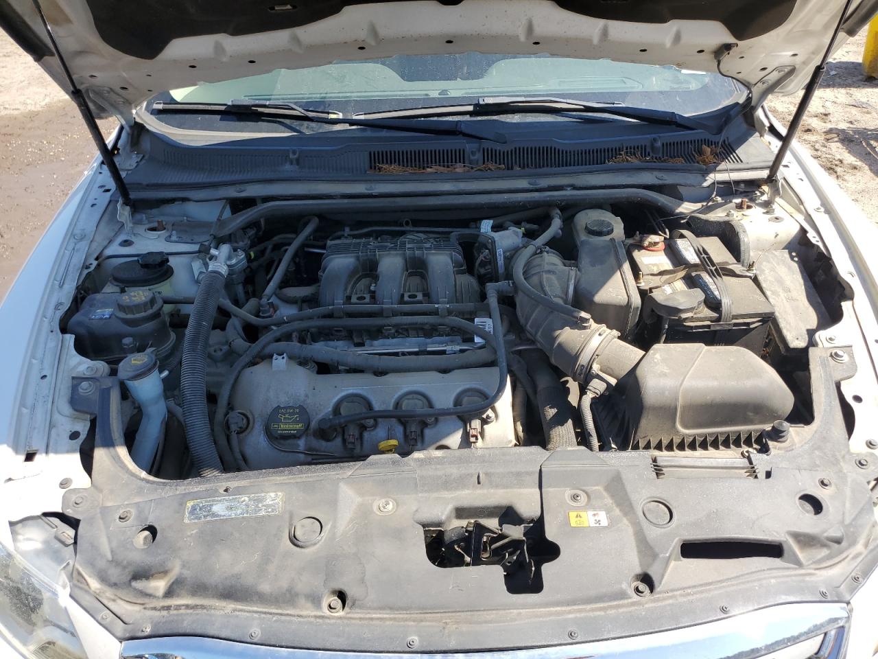 2011 Ford Taurus Limited VIN: 1FAHP2FW8BG141839 Lot: 56594285