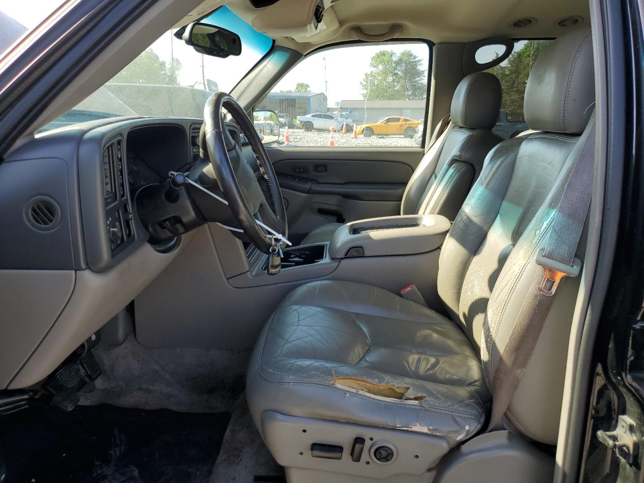 2003 Chevrolet Suburban K1500 VIN: 3GNFK16Z33G137747 Lot: 55563055