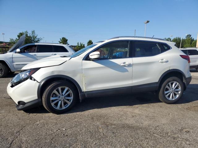  NISSAN ROGUE 2018 Белы