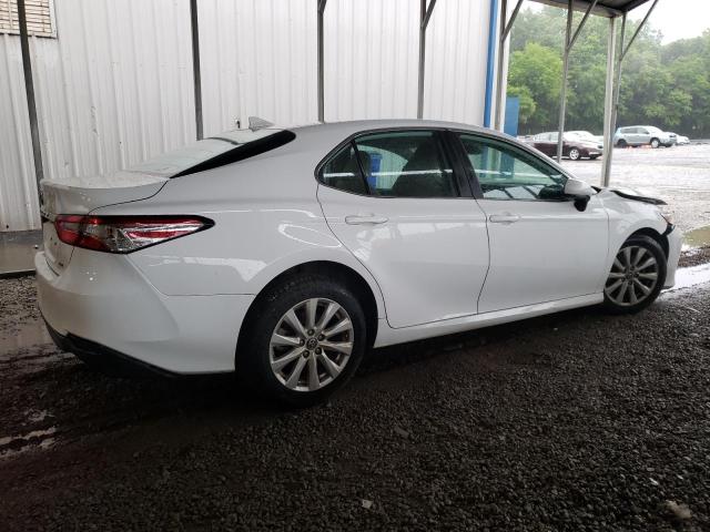  TOYOTA CAMRY 2019 Белы