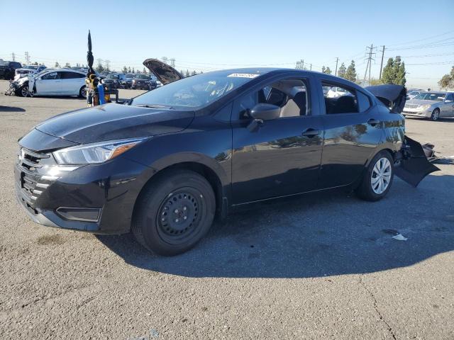  NISSAN VERSA 2023 Черный