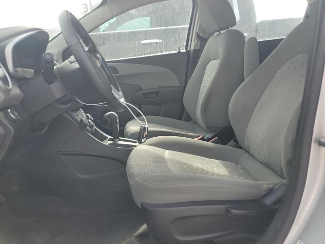  CHEVROLET SONIC 2020 Srebrny