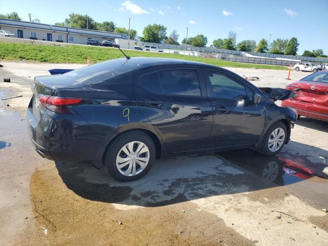  NISSAN VERSA 2021 Чорний