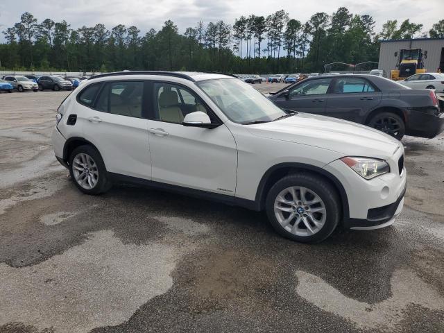  BMW X1 2015 Белый