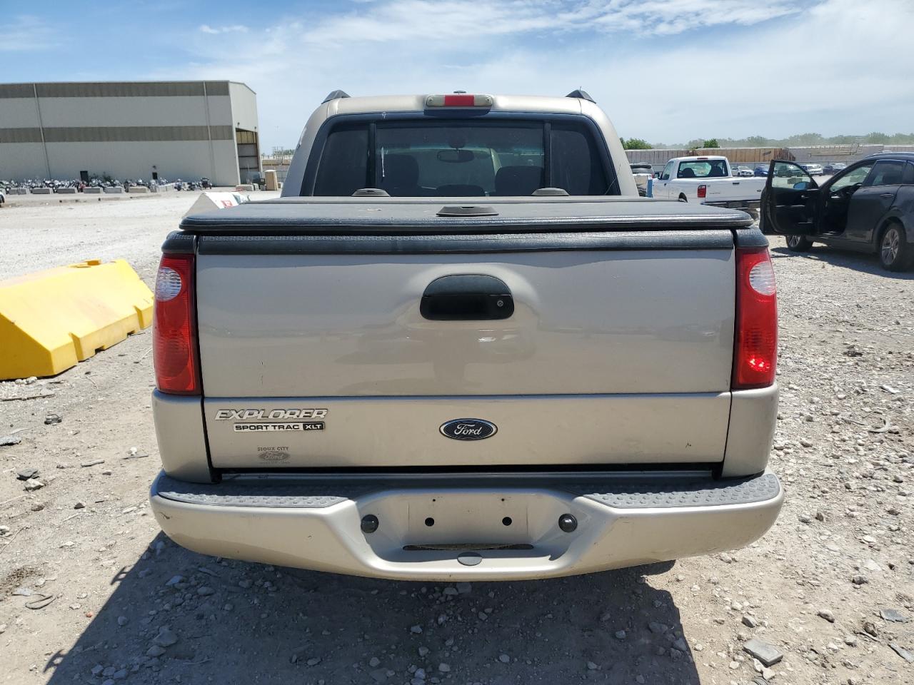 2004 Ford Explorer Sport Trac VIN: 1FMZU77K54UC04430 Lot: 57358855